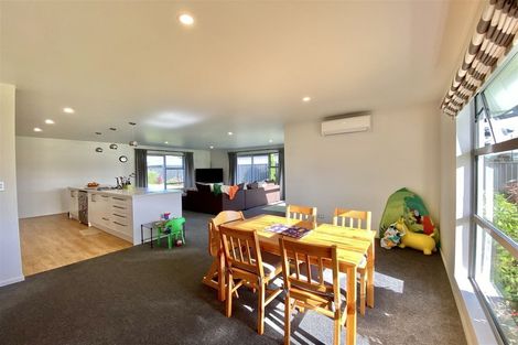 Photo of property in 25 Whiteoak Grove, Tinwald, Ashburton, 7700