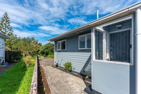 Photo of property in 16 Southgate Road, Southgate, Wellington, 6023