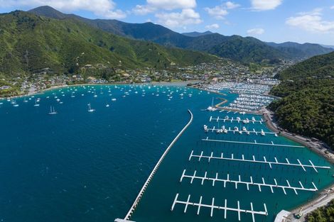 Photo of property in 324e Waikawa Road, Waikawa, Picton, 7220
