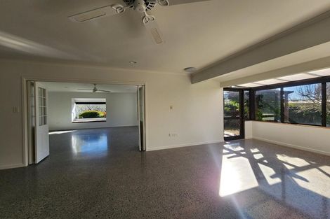 Photo of property in 7 Kaitake Place, Oakura, 4314