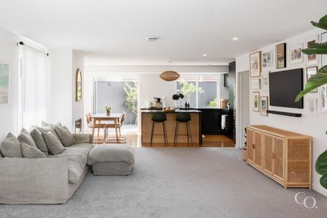 Photo of property in 54 Hinewa Road, Otumoetai, Tauranga, 3110