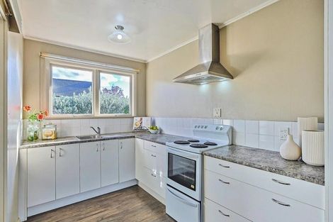 Photo of property in 2/65 Middle Road, Havelock North, 4130