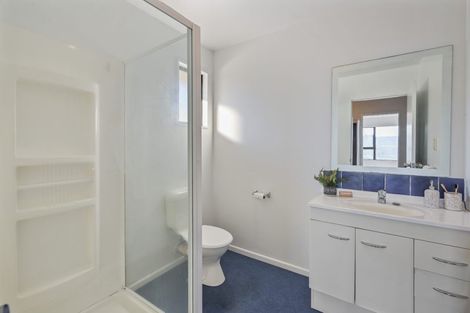 Photo of property in 16 Dunbarton Street, Redwood, Christchurch, 8051