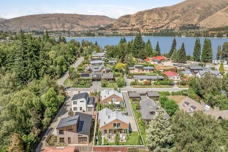 Photo of property in 1/61 Eely Point Road, Wanaka, 9305