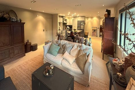 Photo of property in 75 Howards Drive, Lake Hayes, Queenstown, 9304