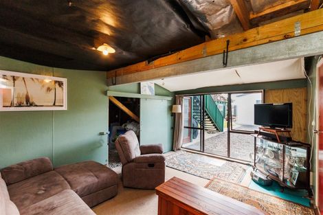 Photo of property in Build Inn, 1942 Parewanui Road, Parewanui, Bulls, 4894