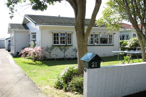 Photo of property in 21 Saint Ronans Avenue, Waterloo, Lower Hutt, 5011