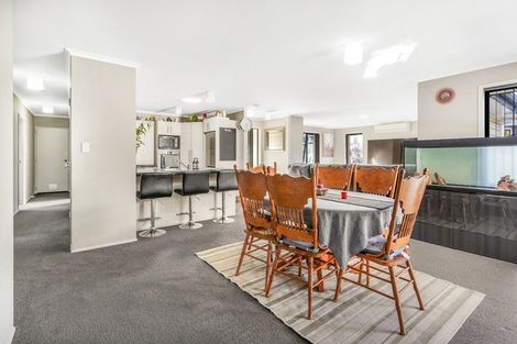 Photo of property in 12 Evergreen Rise, Grandview Heights, Hamilton, 3200