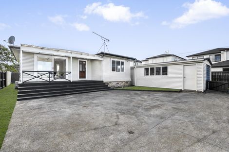 Photo of property in 1/52 Takanini Road, Takanini, 2112