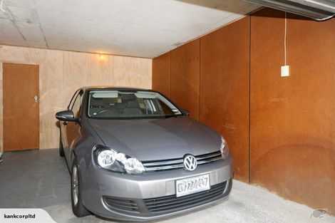 Photo of property in 2f9 Oriental Terrace, Mount Victoria, Wellington, 6011