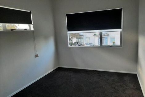 Photo of property in 1/3 Hulme Place, Henderson, Auckland, 0612