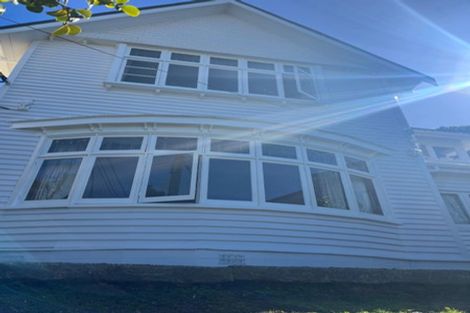 Photo of property in 2/107 Wallace Street, Mount Cook, Wellington, 6021