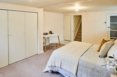 Photo of property in 196 Karori Road, Karori, Wellington, 6012