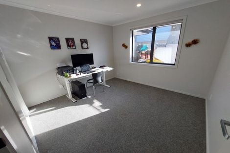 Photo of property in 168 Navigation Drive, Whitby, Porirua, 5024