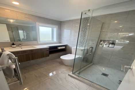 Photo of property in 34 Richards Avenue, Forrest Hill, Auckland, 0620