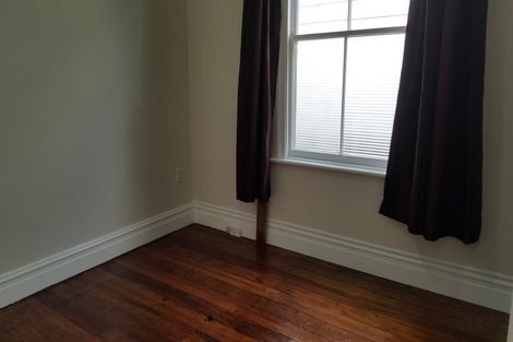 Photo of property in 6 Cardall Street, Newtown, Wellington, 6021