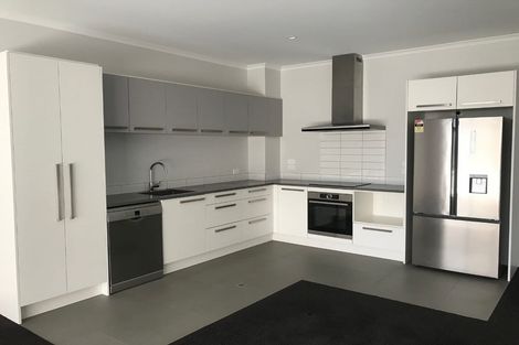 Photo of property in 3 Hudson Bay Road, Hobsonville, Auckland, 0616