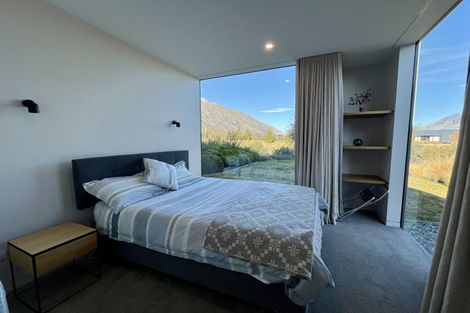 Photo of property in 20 Mckellar Drive, Jacks Point, Queenstown, 9371