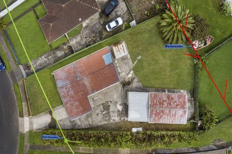 Photo of property in 48 Convair Crescent, Mangere, Auckland, 2022