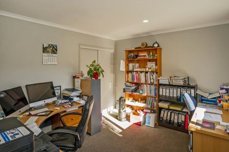 Photo of property in 10 Kelly Place, Whitianga, 3510