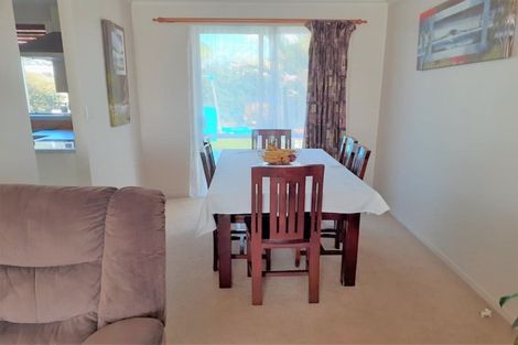Photo of property in 31 Greig Place, Pukekohe, 2120