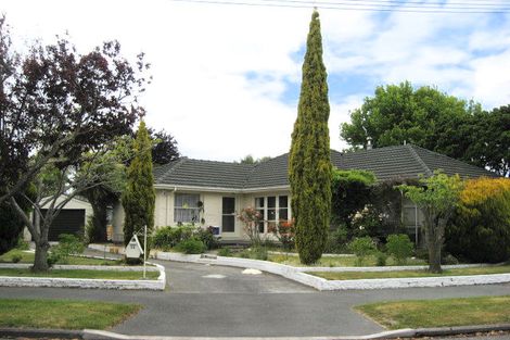 Photo of property in 38 Radbrook Street, Avonhead, Christchurch, 8042