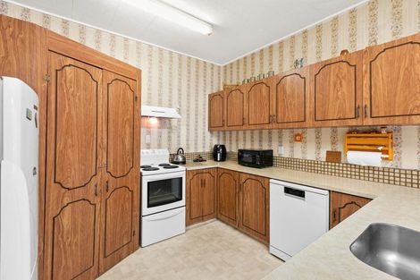 Photo of property in 36 Rochfort Street, Otane, 4202