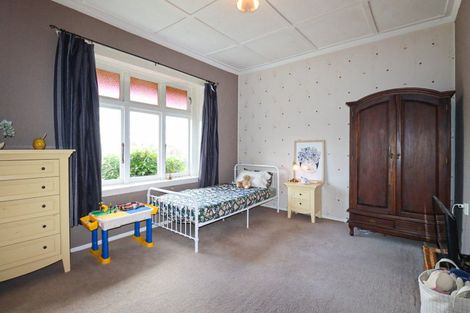 Photo of property in 9 Alma Street, Dannevirke, 4930