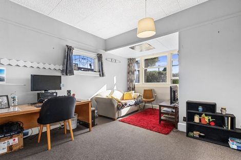 Photo of property in 6 Fairfield Avenue, Addington, Christchurch, 8024
