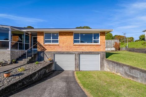 Photo of property in 2 Thames Street, Welbourn, New Plymouth, 4310