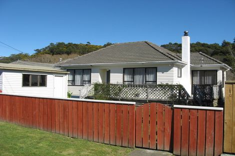 Photo of property in 50 Dover Road, Wainuiomata, Lower Hutt, 5014