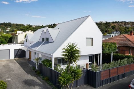Photo of property in 2a Massey Avenue, Saint Clair, Dunedin, 9012