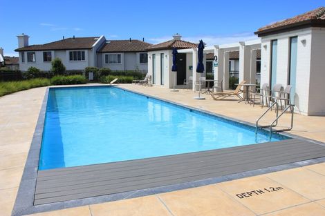 Photo of property in 140 Gills Road, Albany Heights, Auckland, 0632