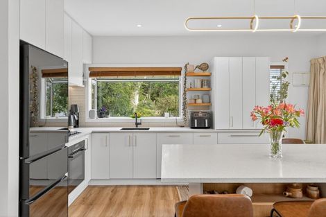 Photo of property in 39 Park Terrace, Corsair Bay, Lyttelton, 8082
