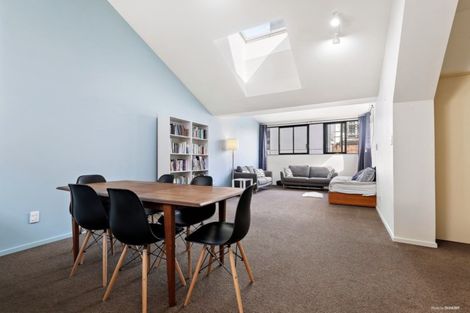 Photo of property in Courtenay Mews Apartments, 16/14u Alpha Street, Te Aro, Wellington, 6011