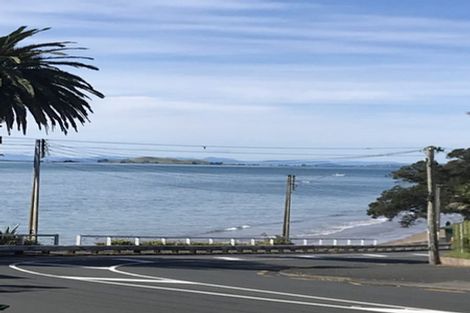 Photo of property in 15 Old Lake Road, Narrow Neck, Auckland, 0624