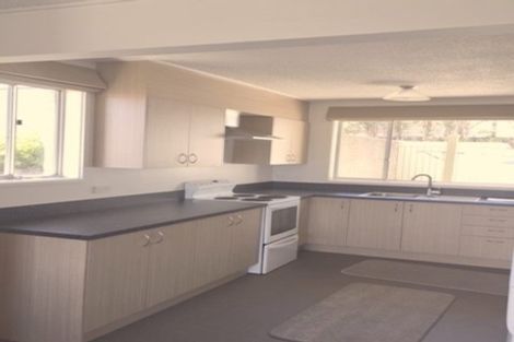 Photo of property in 7f4 Rangitane Street, Maupuia, Wellington, 6022