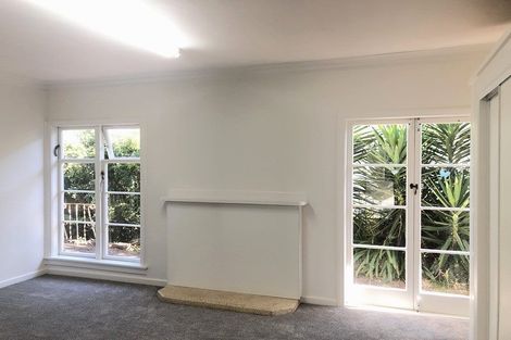 Photo of property in 12-14 Clevedon Road, Papakura, 2110