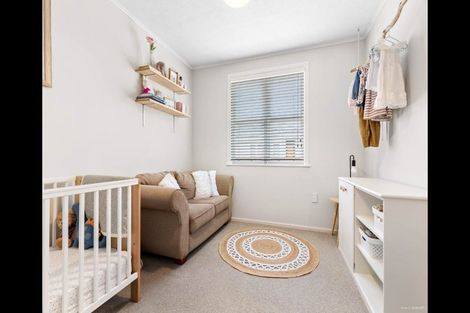 Photo of property in 37b Cobham Crescent, Kelston, Auckland, 0602
