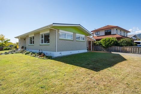 Photo of property in 26 Durham Street, Stoke, Nelson, 7011