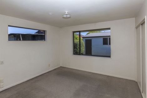 Photo of property in 6 Oakhurst Place, Russley, Christchurch, 8042