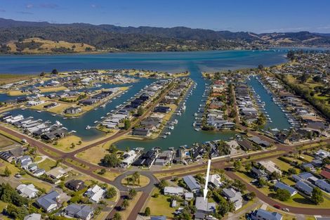 Photo of property in 104 The Yardarm, Pauanui, Hikuai, 3579