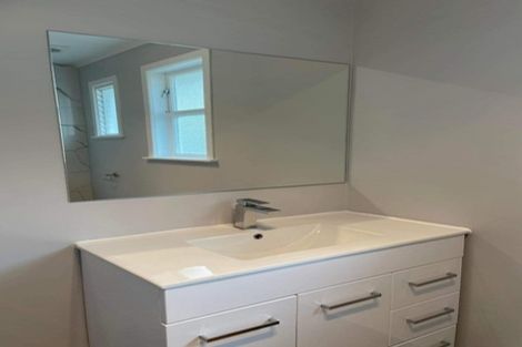 Photo of property in 39 Park Road, Glenfield, Auckland, 0629