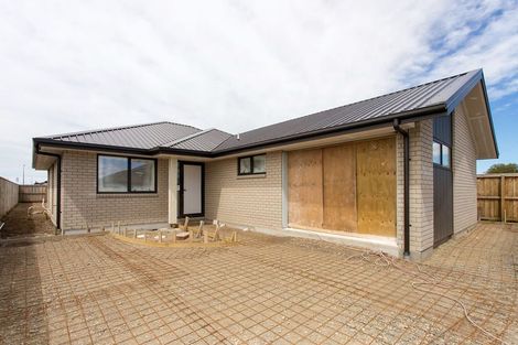 Photo of property in 4 Herridge Street, Woodend, 7691