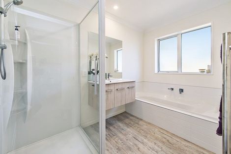 Photo of property in 18 Mclenaghan Road, Rolleston, 7614