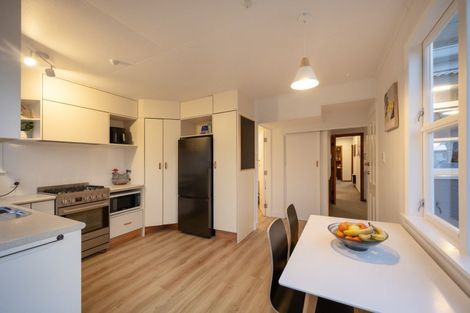 Photo of property in 22 Windsor Street, Terrace End, Palmerston North, 4410