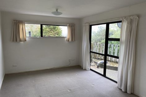 Photo of property in 4b Kathy Terrace, Stanmore Bay, Whangaparaoa, 0932