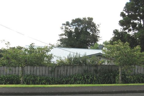 Photo of property in 58 Sherwood Avenue, Te Atatu South, Auckland, 0610
