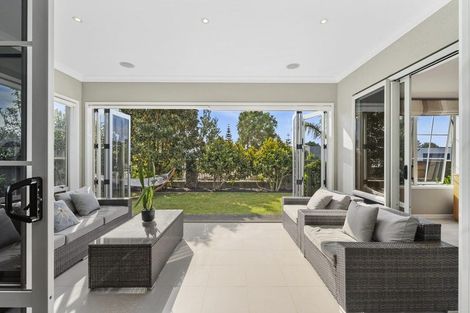 Photo of property in 2 Excelsa Place, Papamoa Beach, Papamoa, 3118
