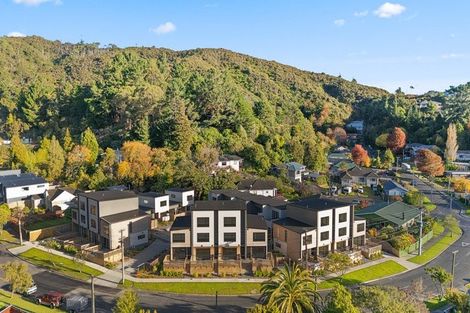 Photo of property in 6/4 Tawhai Street, Stokes Valley, Lower Hutt, 5019